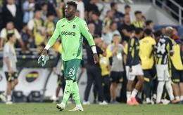 Andre Onana mắc lỗi ngớ ngẩn trong trận ra mắt đội bóng mới